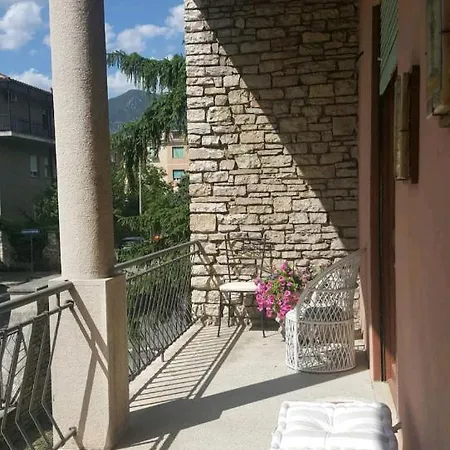 Fraifiori Locazione Breve Apartment *