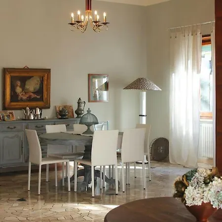 Διαμέρισμα Fraifiori Locazione Breve *